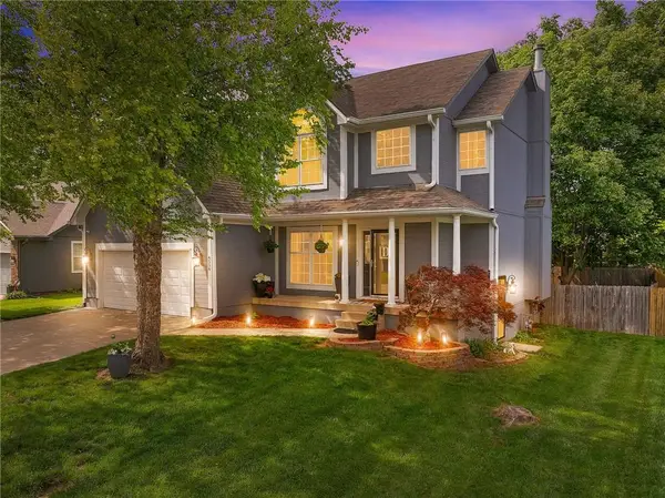 4556 NE Webster Drive, Lee's Summit, MO 64064