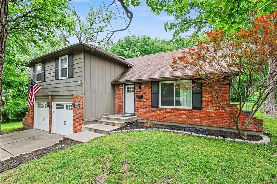 5620 Perry Avenue, Merriam, KS 66203 - #3