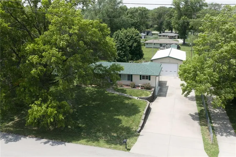 510 S 2nd Street, Lansing, KS 66048 - #2