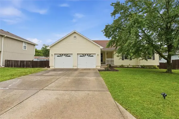 209 Dawn Avenue, Belton, MO 64012