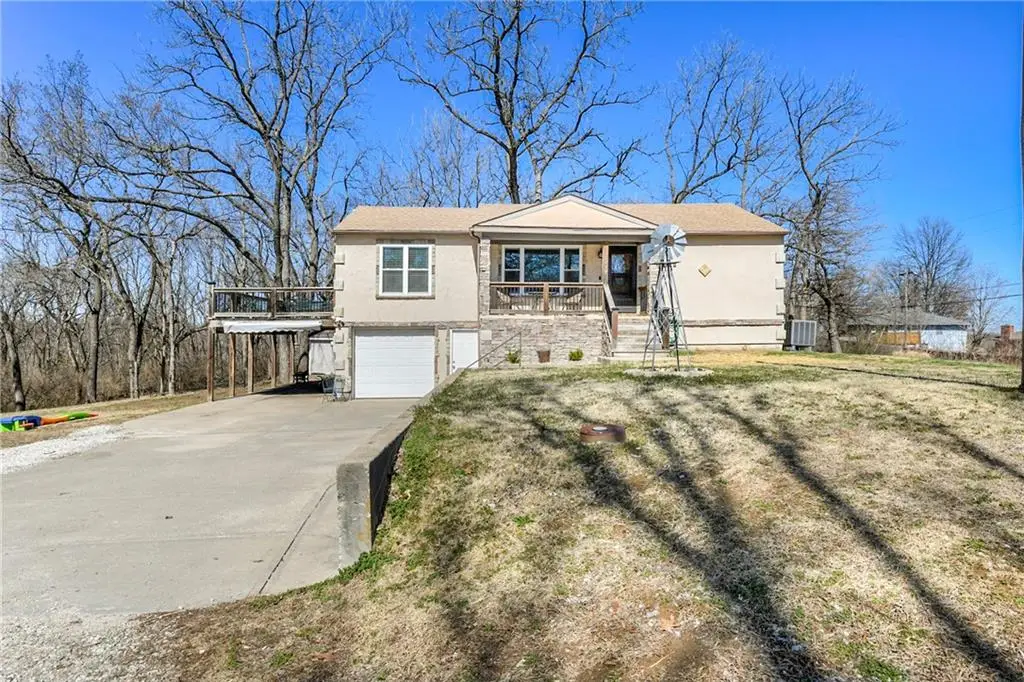 1500 High Street, Leavenworth, KS 66048 - #1