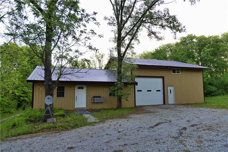 8005 Se State 116 Highway, Dearborn, MO 64439 - #2