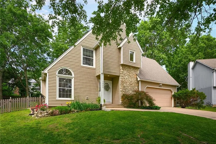 7929 W 113th Terrace, Overland Park, KS 66210 - #2
