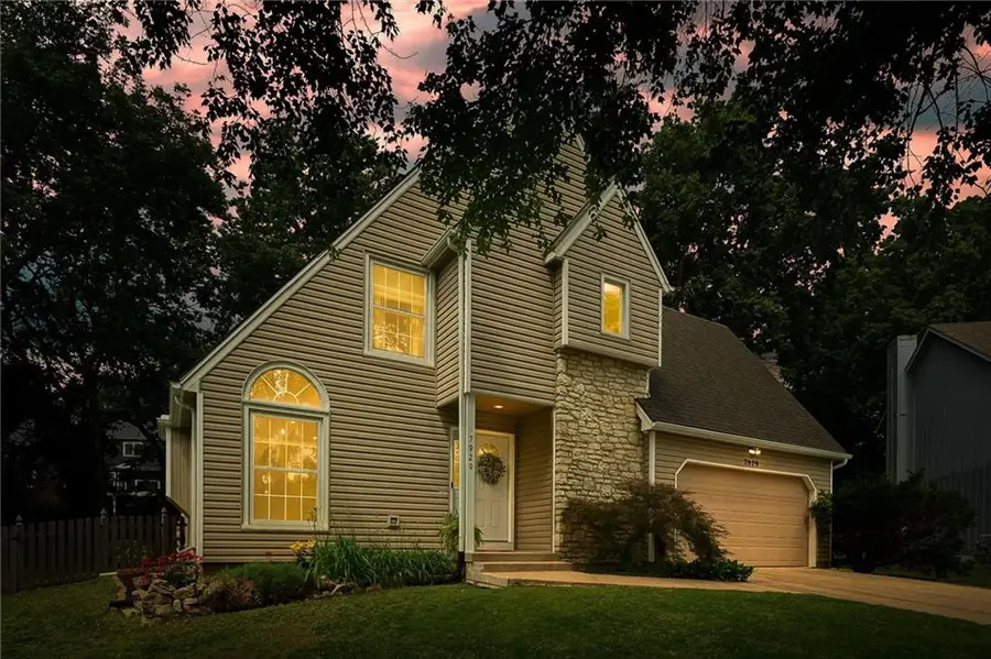 7929 W 113th Terrace, Overland Park, KS 66210 - #3