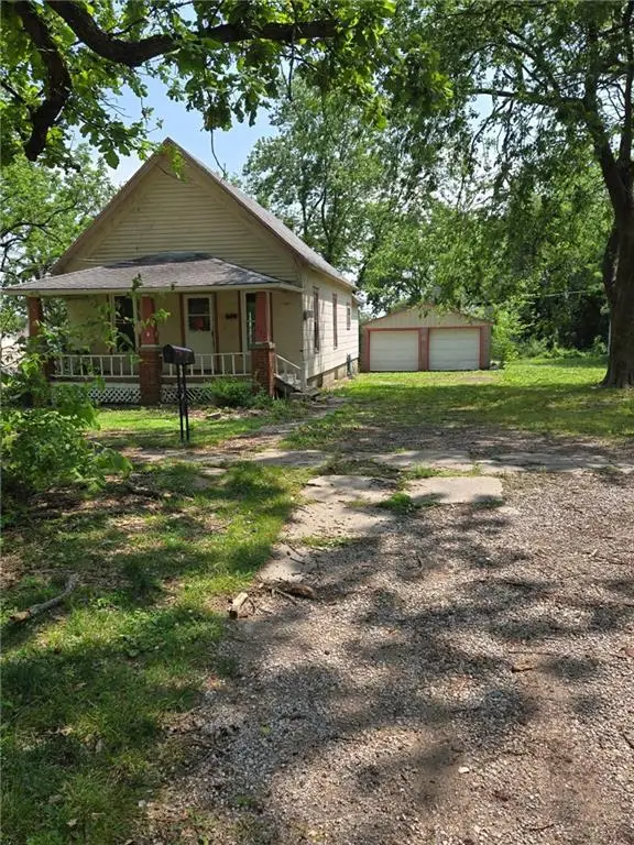 117 Pacific Avenue, Osawatomie, KS 66064 - #1