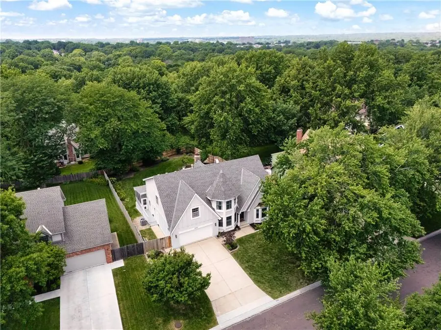 8020 W 116th Street, Overland Park, KS 66210 - #2