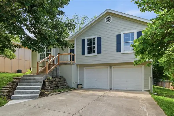 1611 Stasi Avenue, Raymore, MO 64083
