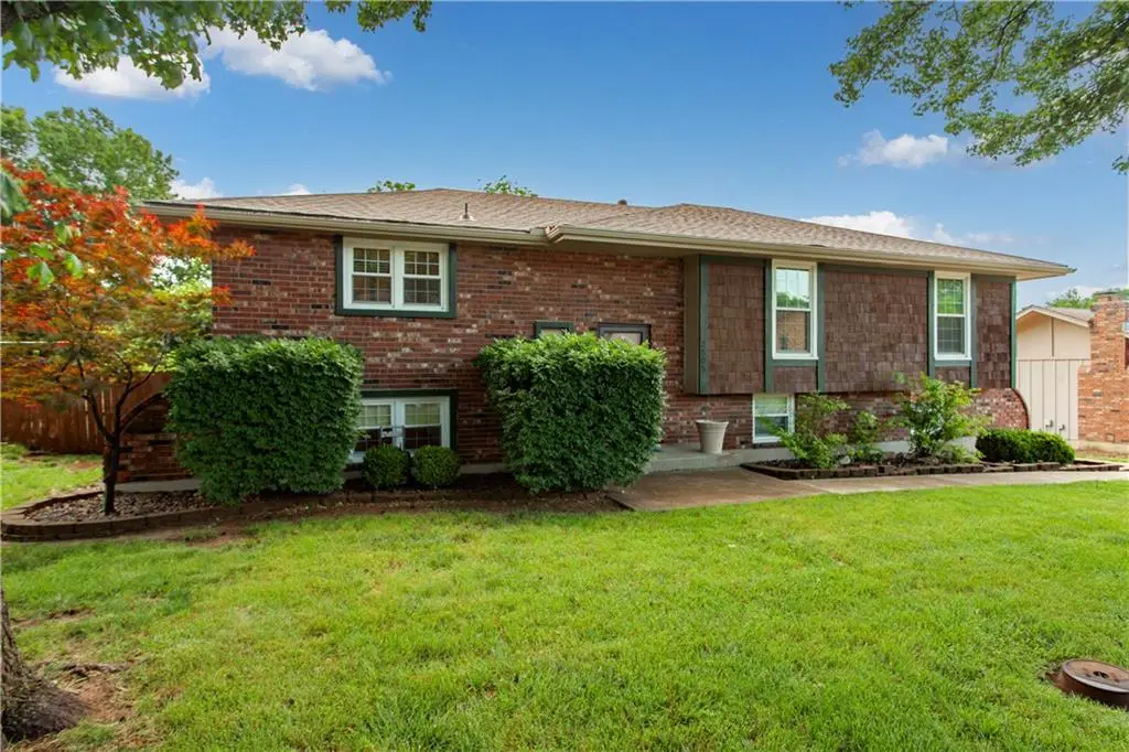 2505 S Whitney Avenue, Independence, MO 64057 - #1