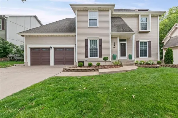 5211 W 156th Street, Overland Park, KS 66224