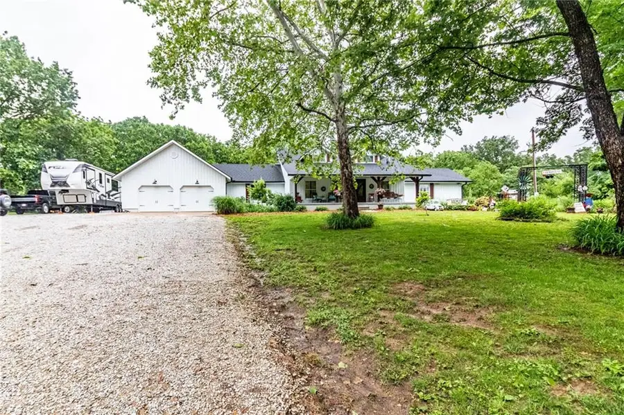 136 NE 901p Road, Clinton, MO 64735 - #3