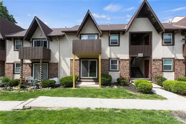 6208 Robinson Street #1, Overland Park, KS 66202