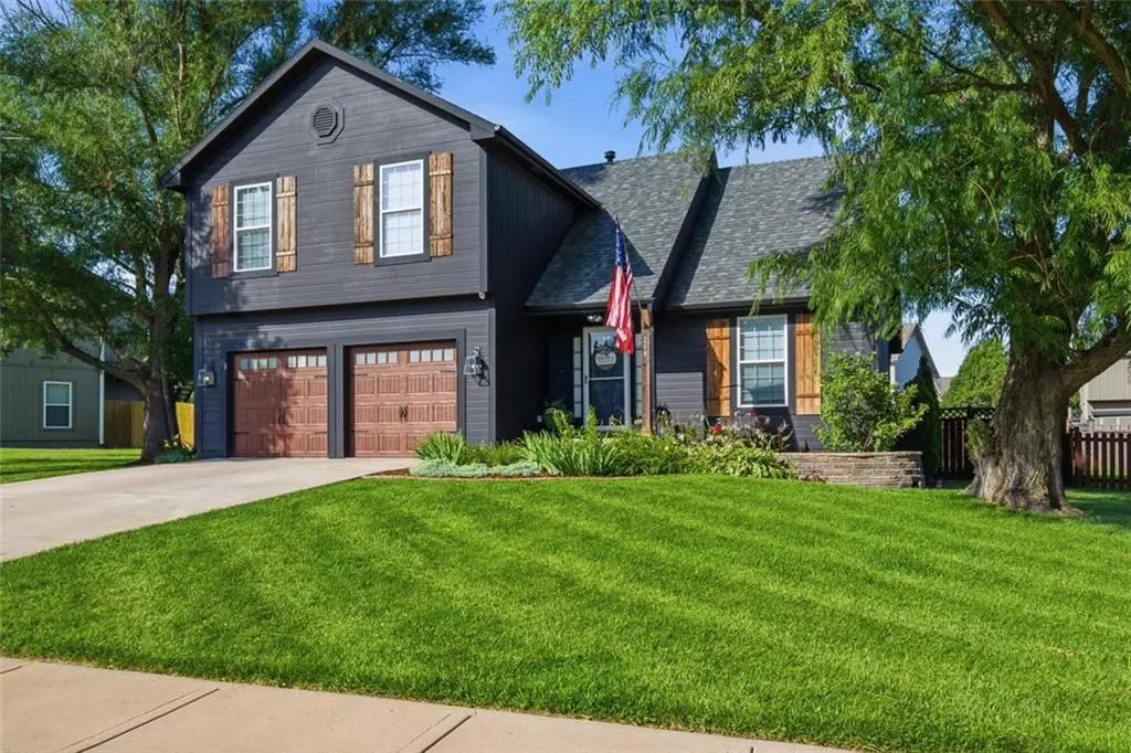 269 W Cheyenne Street, Gardner, KS 66030 - #1
