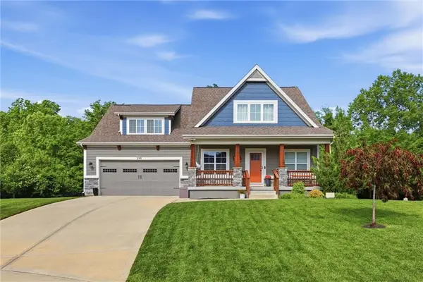 295 Fawn Lane, Liberty, MO 64068