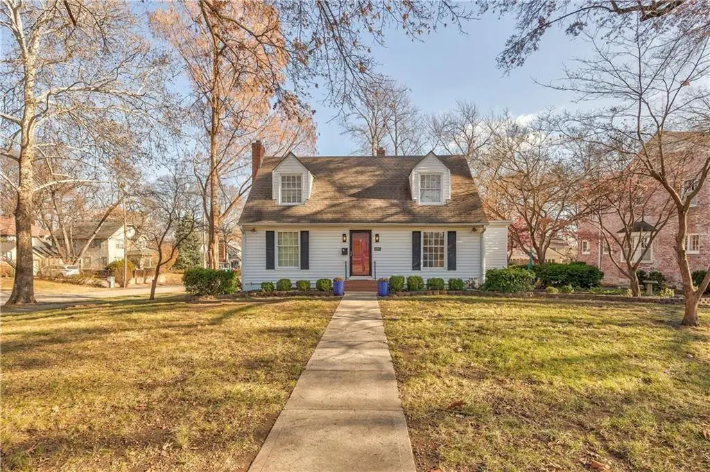 6203 Morningside Drive, Kansas City, MO 64113 - #1