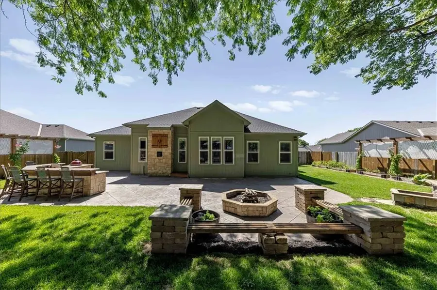21301 Noble Street, Spring Hill, KS 66083 - #3
