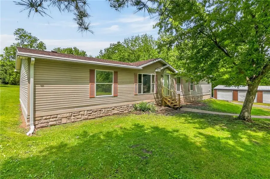 2810 Ajax Road, Saint Joseph, MO 64503 - #3
