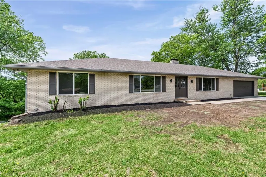 6504 Valley View Street, Kansas City, MO 64152 - #3
