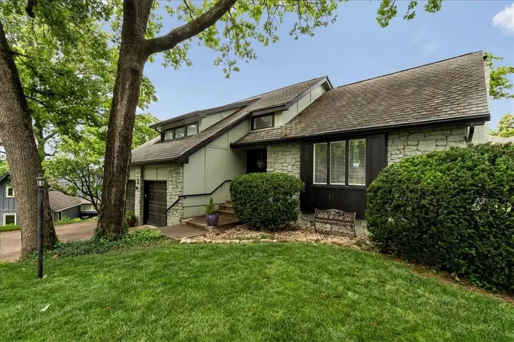 213 NE Landings Court, Lees Summit, MO 64064 - #1