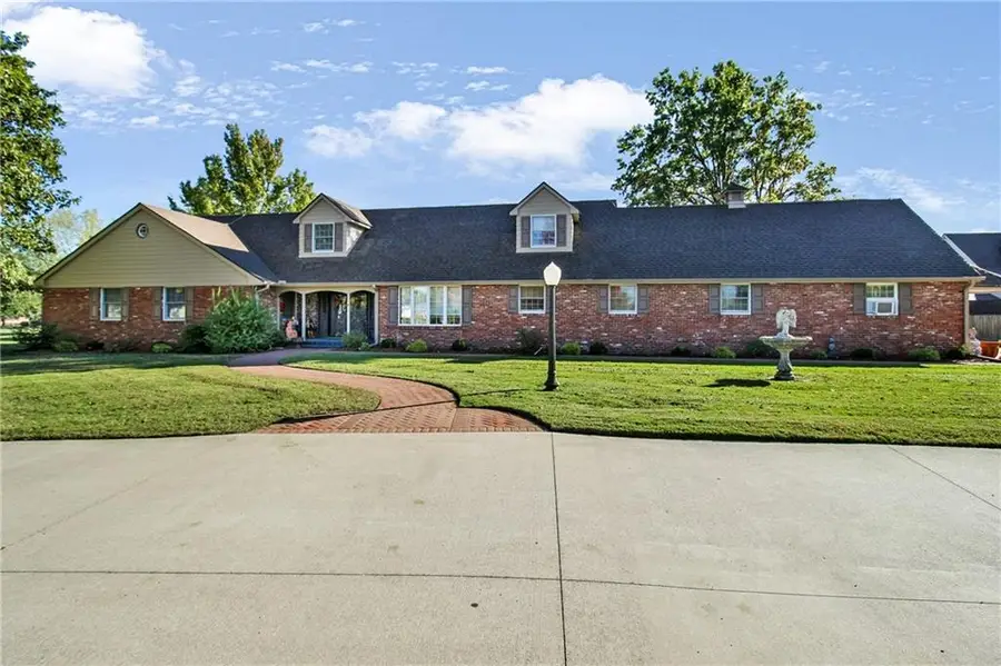 304 St Ignatius Street, Saint Paul, KS 66771 - #2