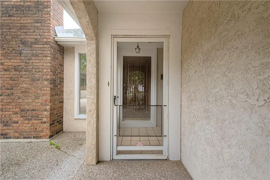 10917 W 98th Street, Overland Park, KS 66214 - #2