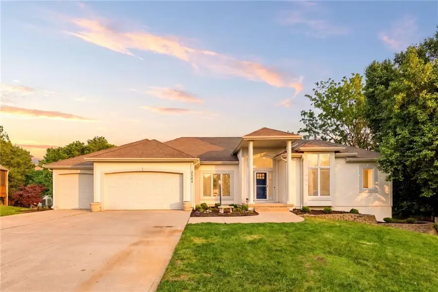 2404 SW Wintergreen Court, Lees Summit, MO 64081 - #2