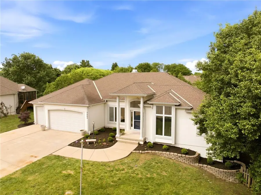 2404 SW Wintergreen Court, Lees Summit, MO 64081 - #3