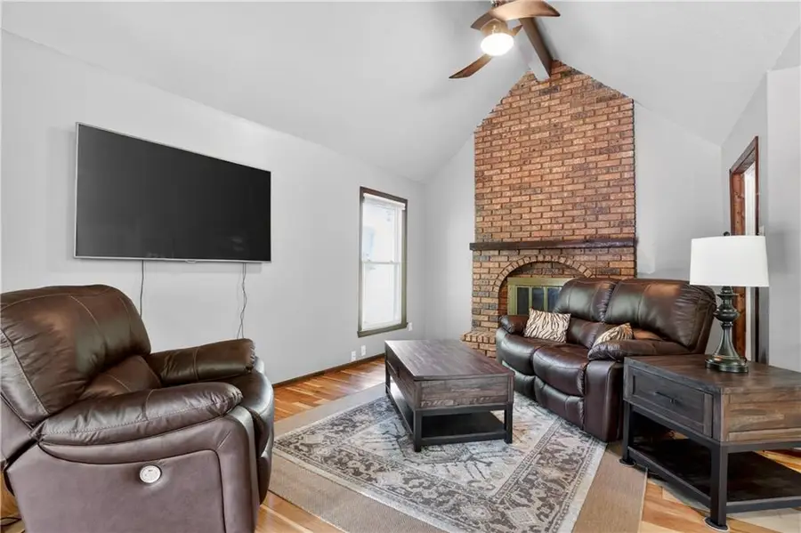 926 NE 87th Terrace, Kansas City, MO 64155 - #3