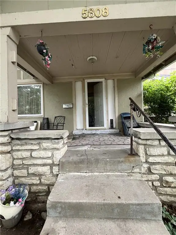 5808 Garfield Avenue, Kansas City, MO 64130 - #2