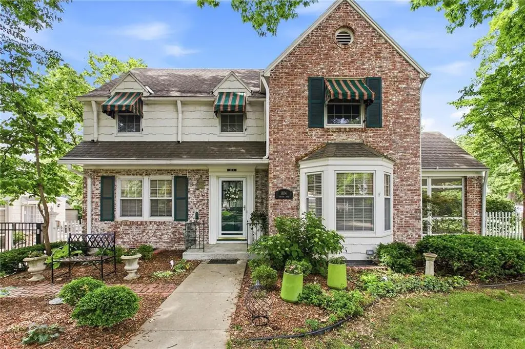 804 Romany Road, Kansas City, MO 64113 - #1