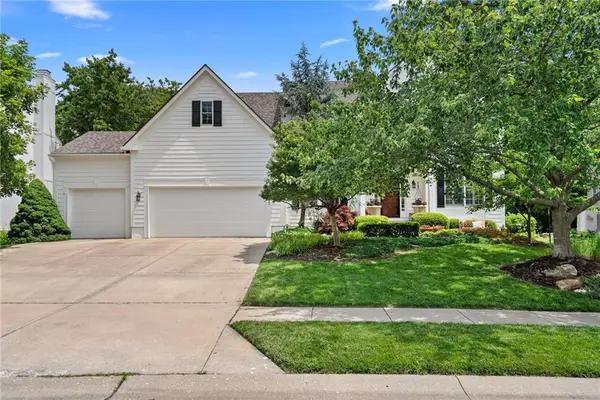 12463 Rosehill Street, Overland Park, KS 66213