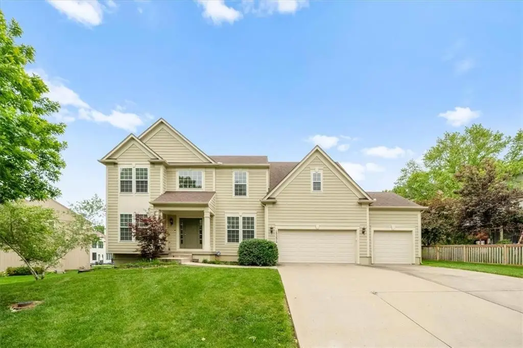 15251 W 158th Terrace, Olathe, KS 66062 - #1