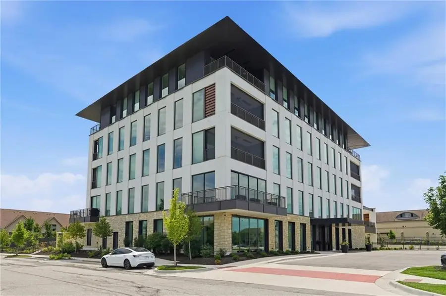 4951 W 134 Street #201, Leawood, KS 66209 - #2