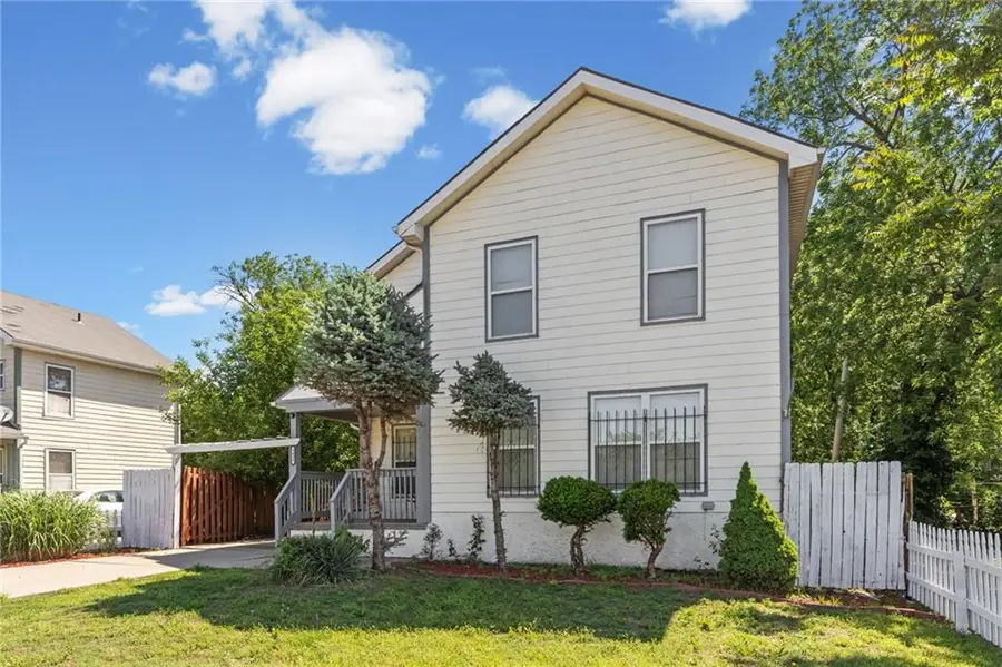 3435 Euclid Avenue, Kansas City, MO 64109 - #2