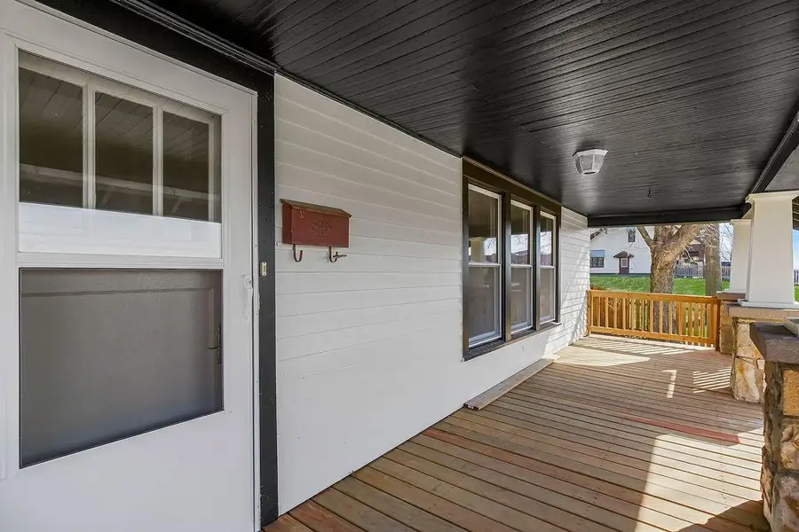 730 W College Street, Liberty, MO 64068 - #2