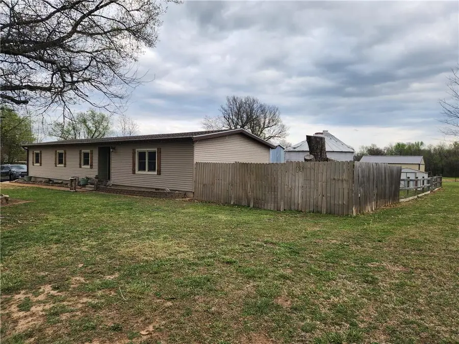 702 W Oak Street, Weir, KS 66781 - #3
