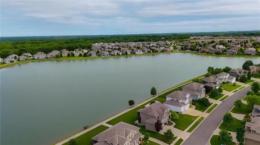 506 SW Lake Side Avenue, Lees Summit, MO 64064 - #3