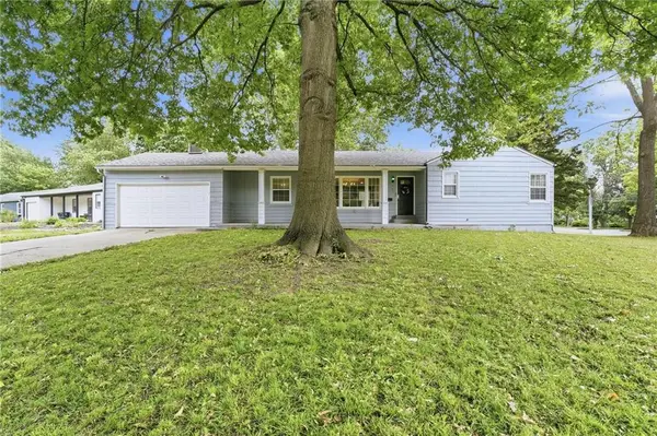 701 E 77th Street, Kansas City, MO 64131