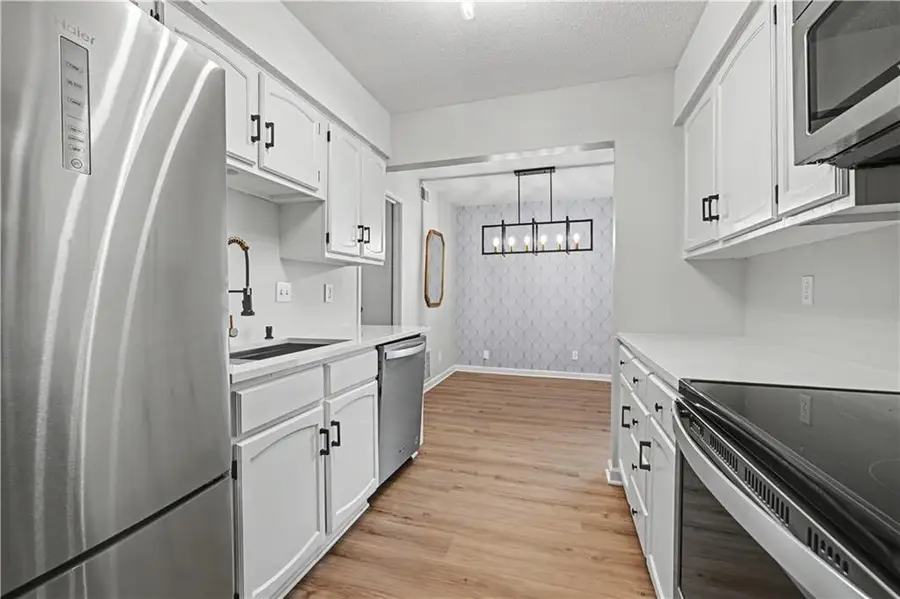 10106 W 96th Terrace #D, Overland Park, KS 66212 - #2
