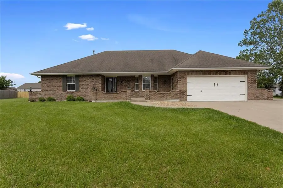 700 Mount Hope Circle, Odessa, MO 64076 - #2
