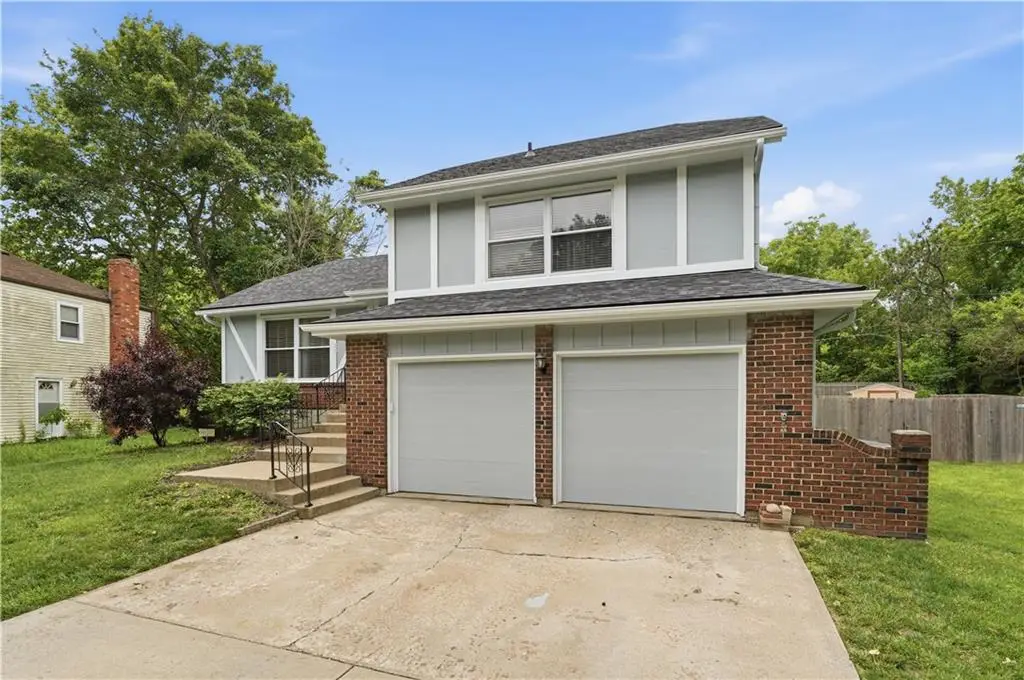 15132 S Locust Street, Olathe, KS 66062 - #1
