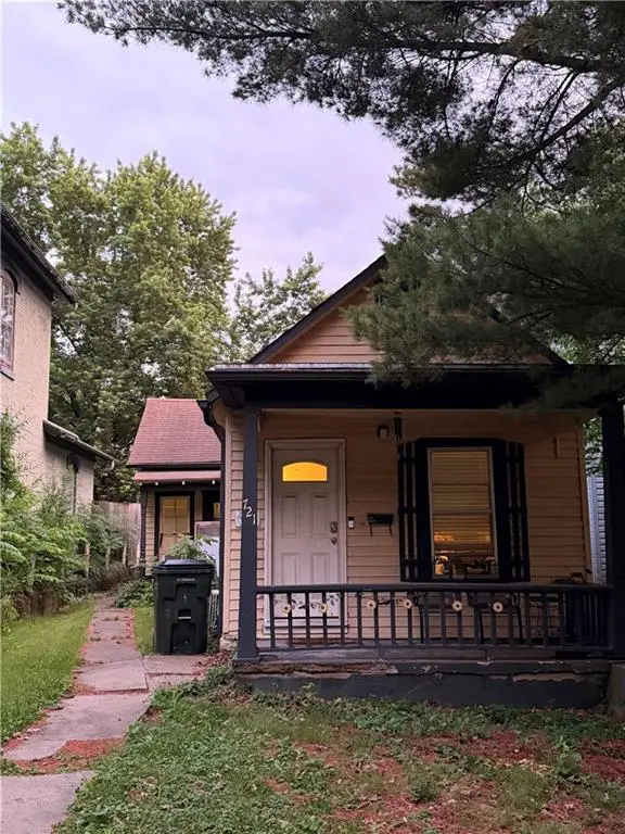 721 Olive Street, Leavenworth, KS 66048 - #1