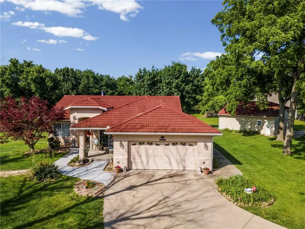1720 N 150th Street, Basehor, KS 66007 - #1