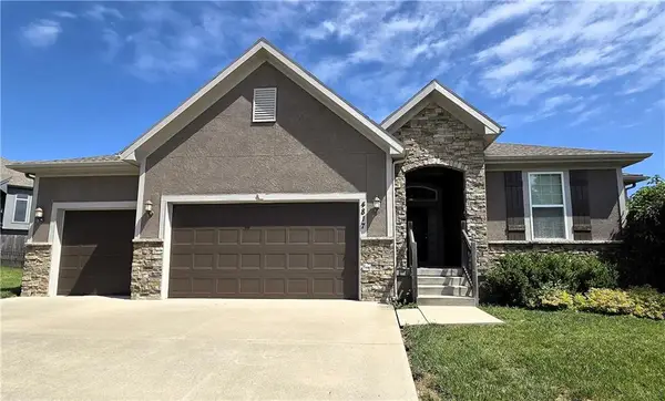 4817 SW Marguerite Street, Blue Springs, MO 64015