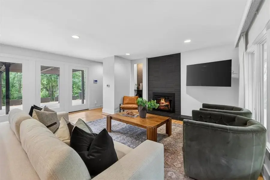 8606 Belinder Road, Leawood, KS 66206 - #3