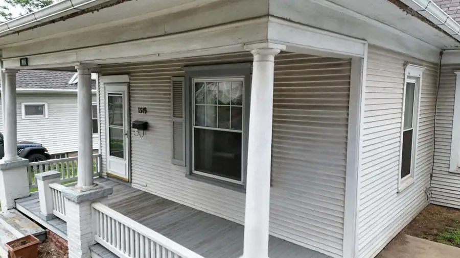 1319 S 22nd Street, Saint Joseph, MO 64507 - #3