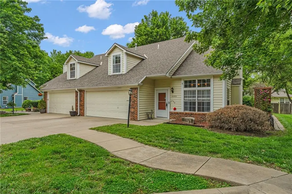2201 Vail Way, Lawrence, KS 66047 - #1