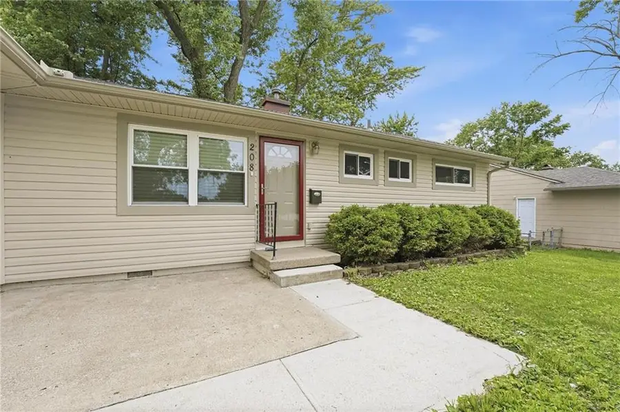 208 SW Mcclendon Drive, Lees Summit, MO 64081 - #3
