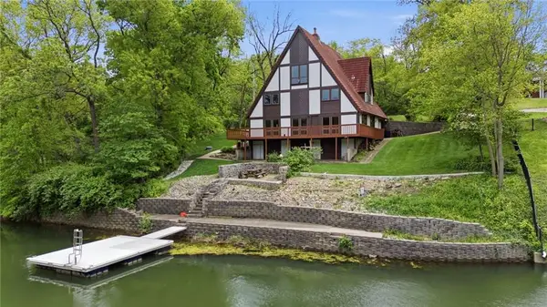 7616 NW Eastside Drive, Weatherby Lake, MO 64152