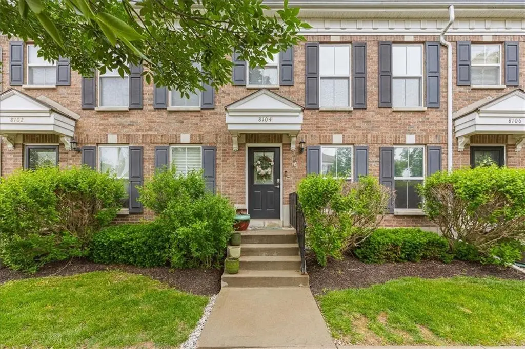 8104 N Oakley Avenue, Kansas City, MO 64119 - #1