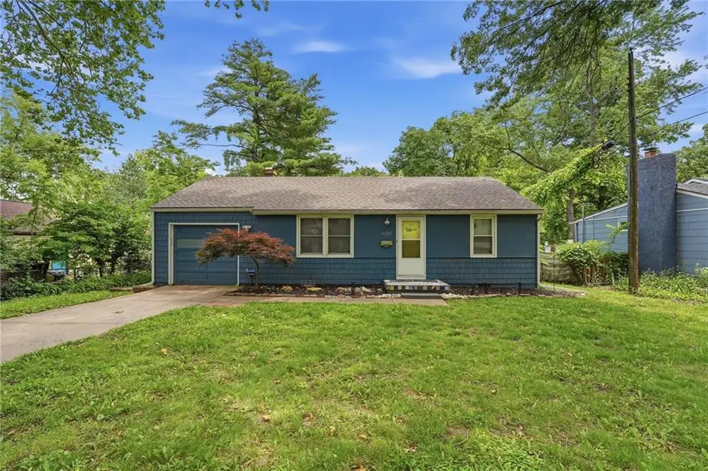 9507 Mcgee Street, Kansas City, MO 64114 - #1